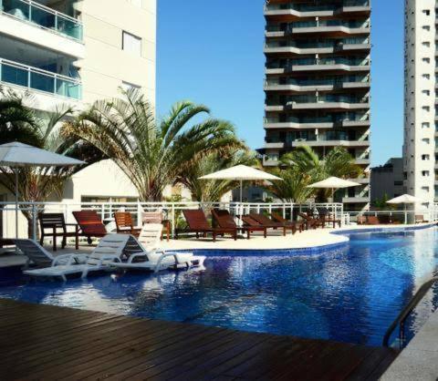 Excelente Apartamento Em Condominio Na Praia Das Asturias 과루자 외부 사진
